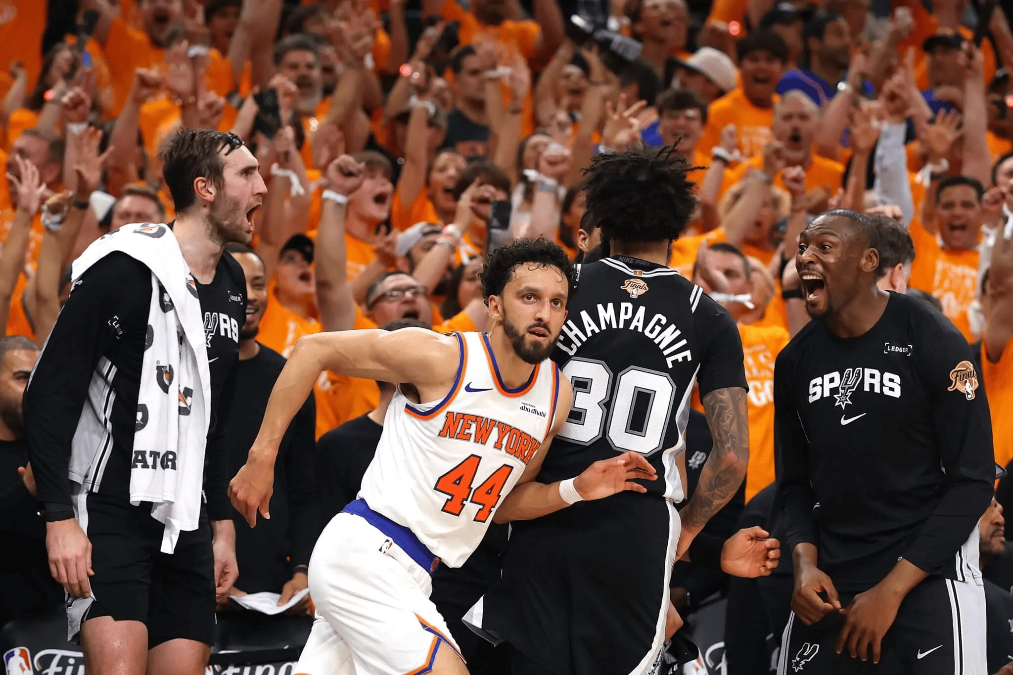 九游官网-TA:若NBA总决赛打到G6将会与世界杯撞期,纽约交通面临考验